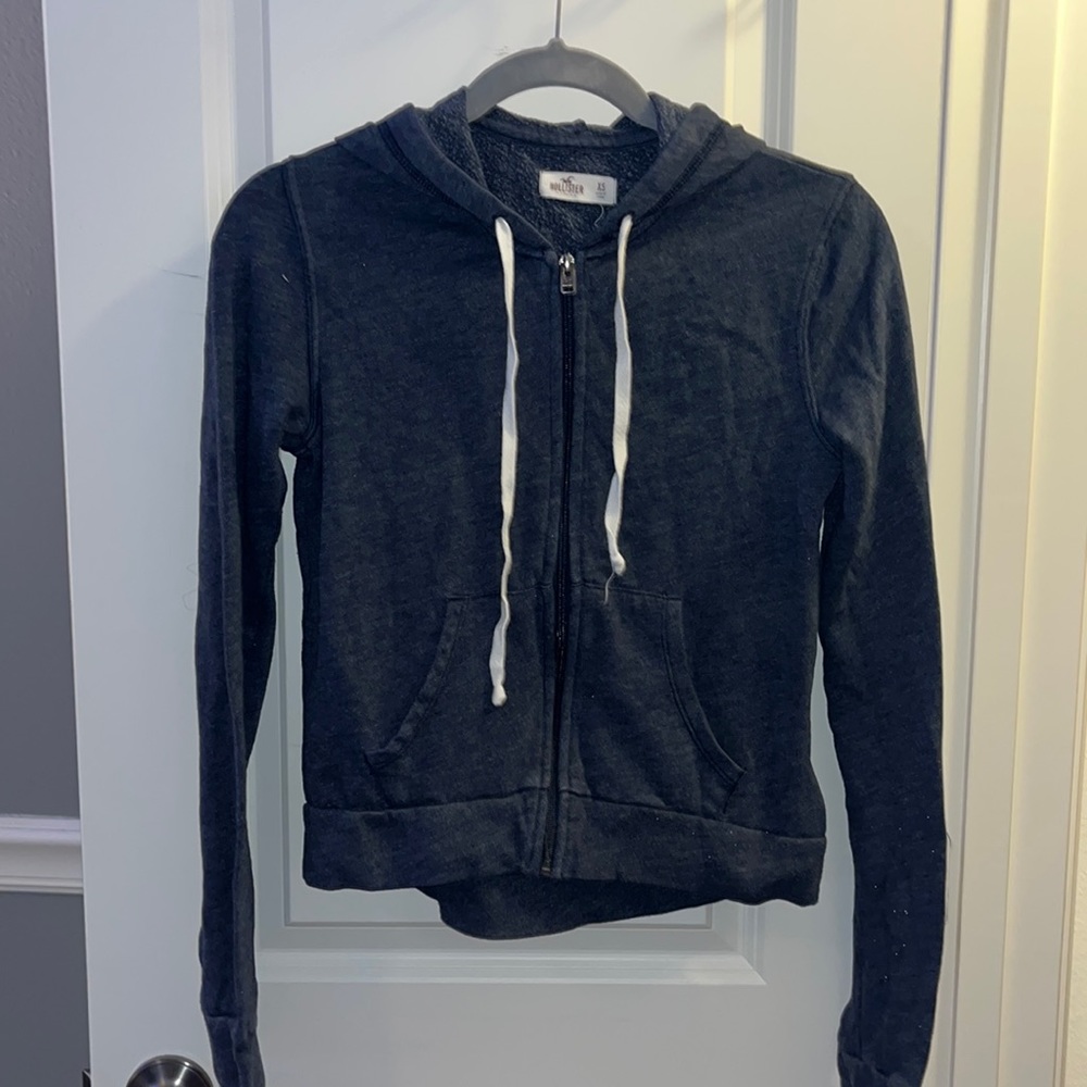 Hollister blue grey crop zip up jacket with a hood size XS